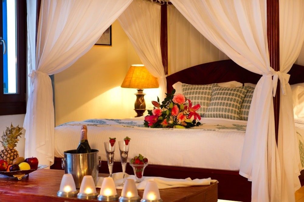Petinos Hotel Platis Yialos